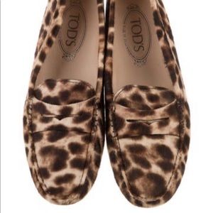 Tods leopard loafers